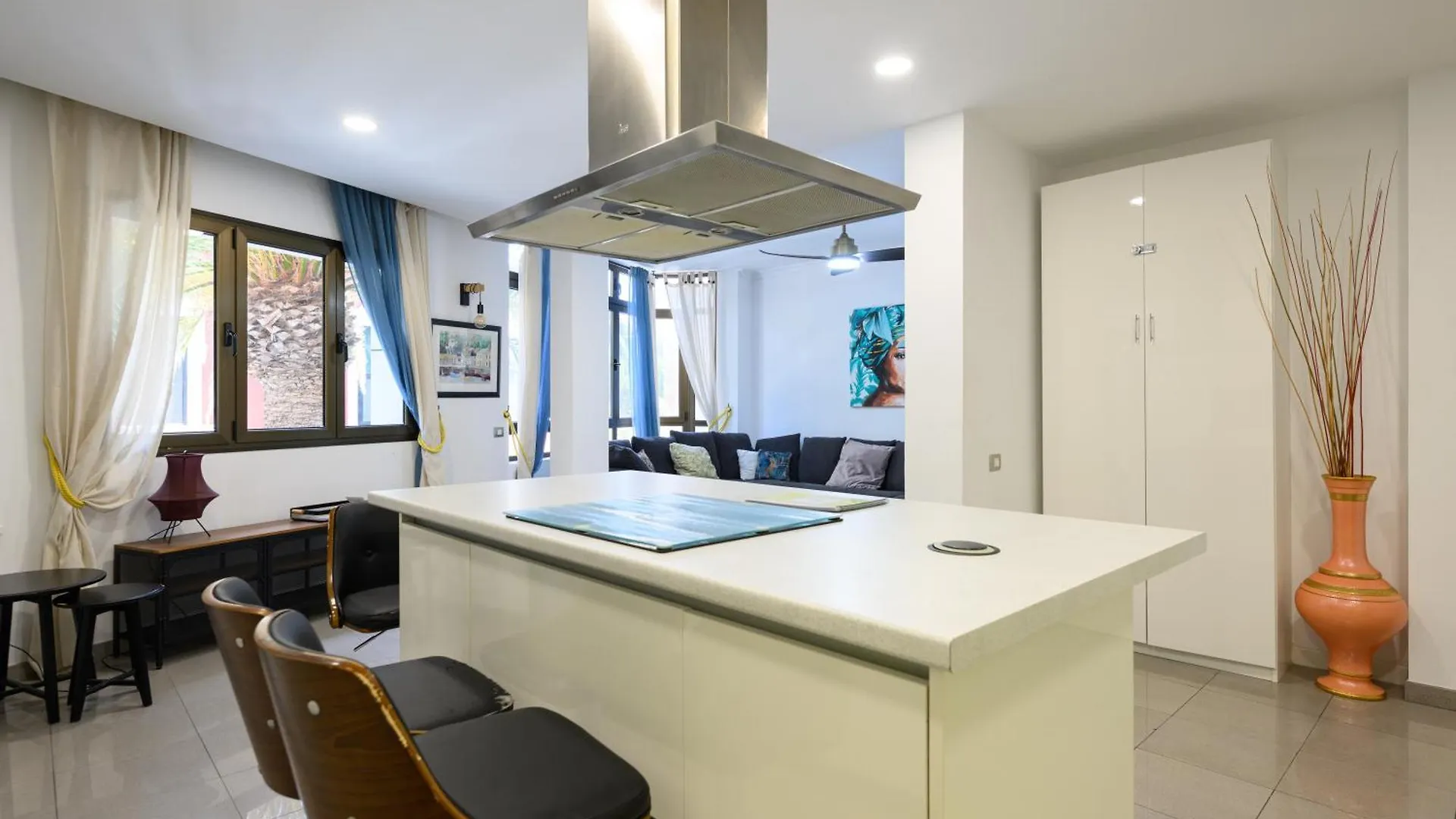 Hjs Plaza Suites Apartments I 大加那利岛拉斯帕尔马斯