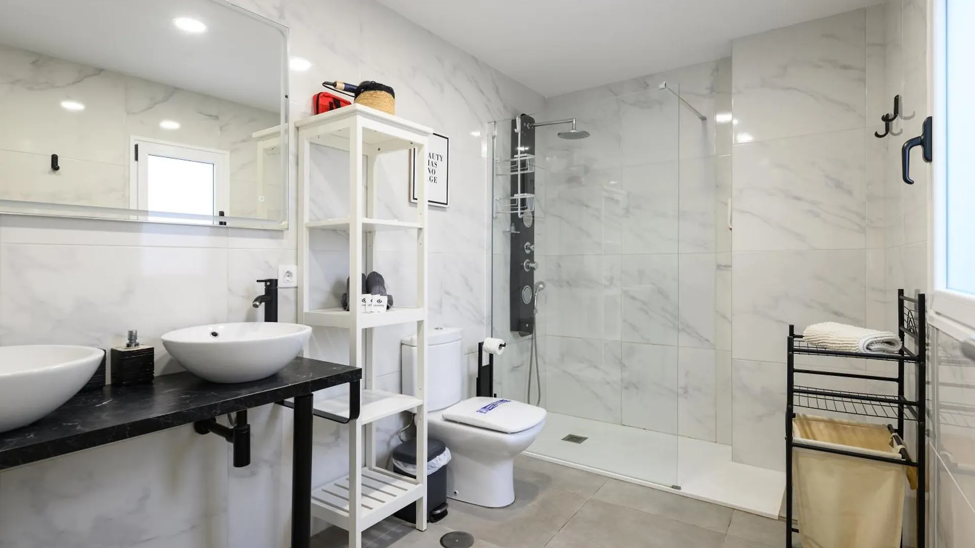 Hjs Plaza Suites Apartments I Las Palmas de Gran Canaria Hiszpania
