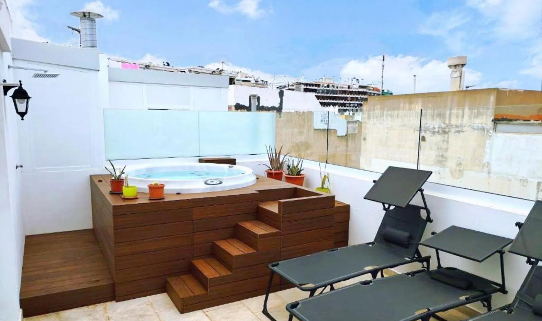 Hjs Guest House - The Majestic Loft Las Palmas de Gran Canaria España